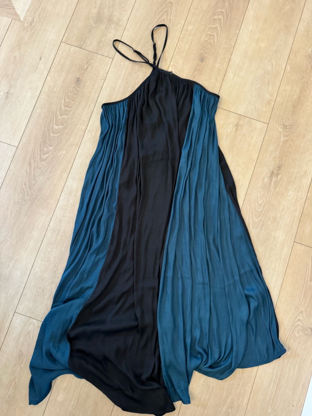 Banana Republic Teal and Black Colorblock Pleated Skirt